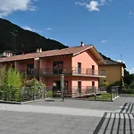 Oasi Del Viandante 아파트 데르비오